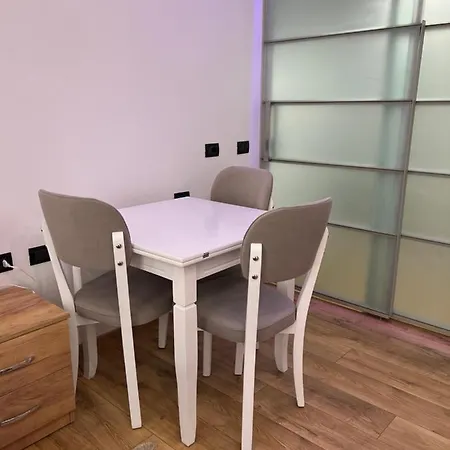 Appartamento Zarina Tirana
